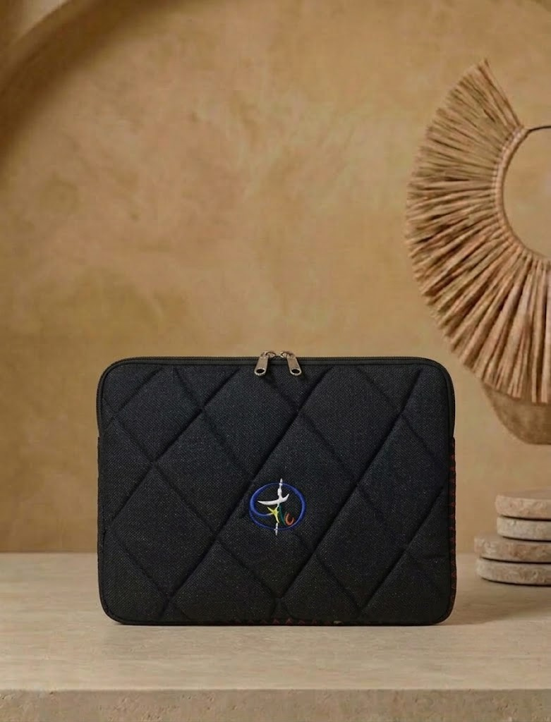 The Laptop Sleeve